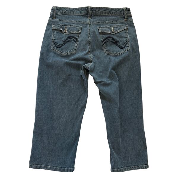 Lee Women’s Cropped Jeans Size 12 Medium Blue Stretch Denim Low Waist - Picture 2 of 7